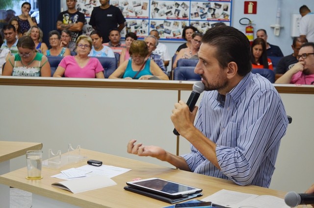 2017216_FOTO - Vereador quer faixa de trânsito ‘bolsões’ de proteção para motocicletasVereador quer faixa de trânsito ‘bolsões’ de proteção para motocicletas